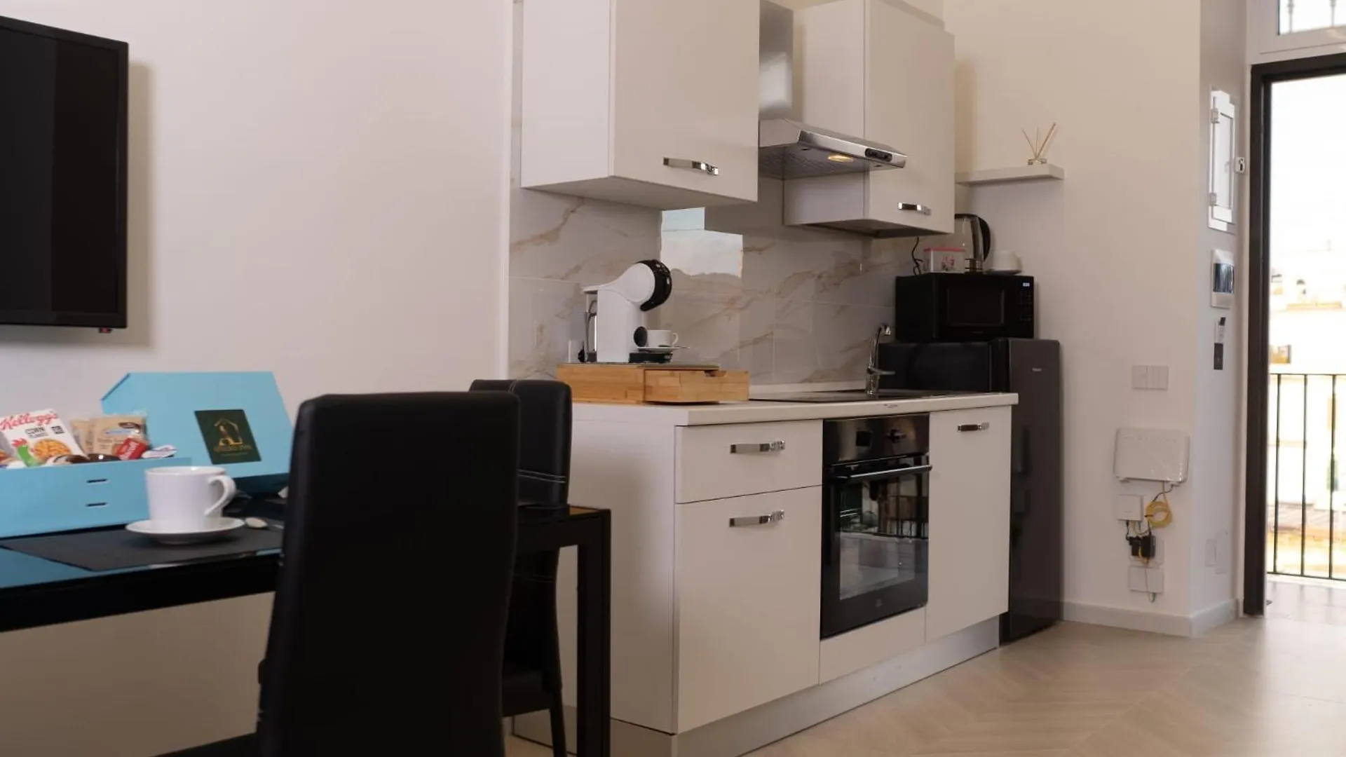 Afelbo Inn Naples 0*,
