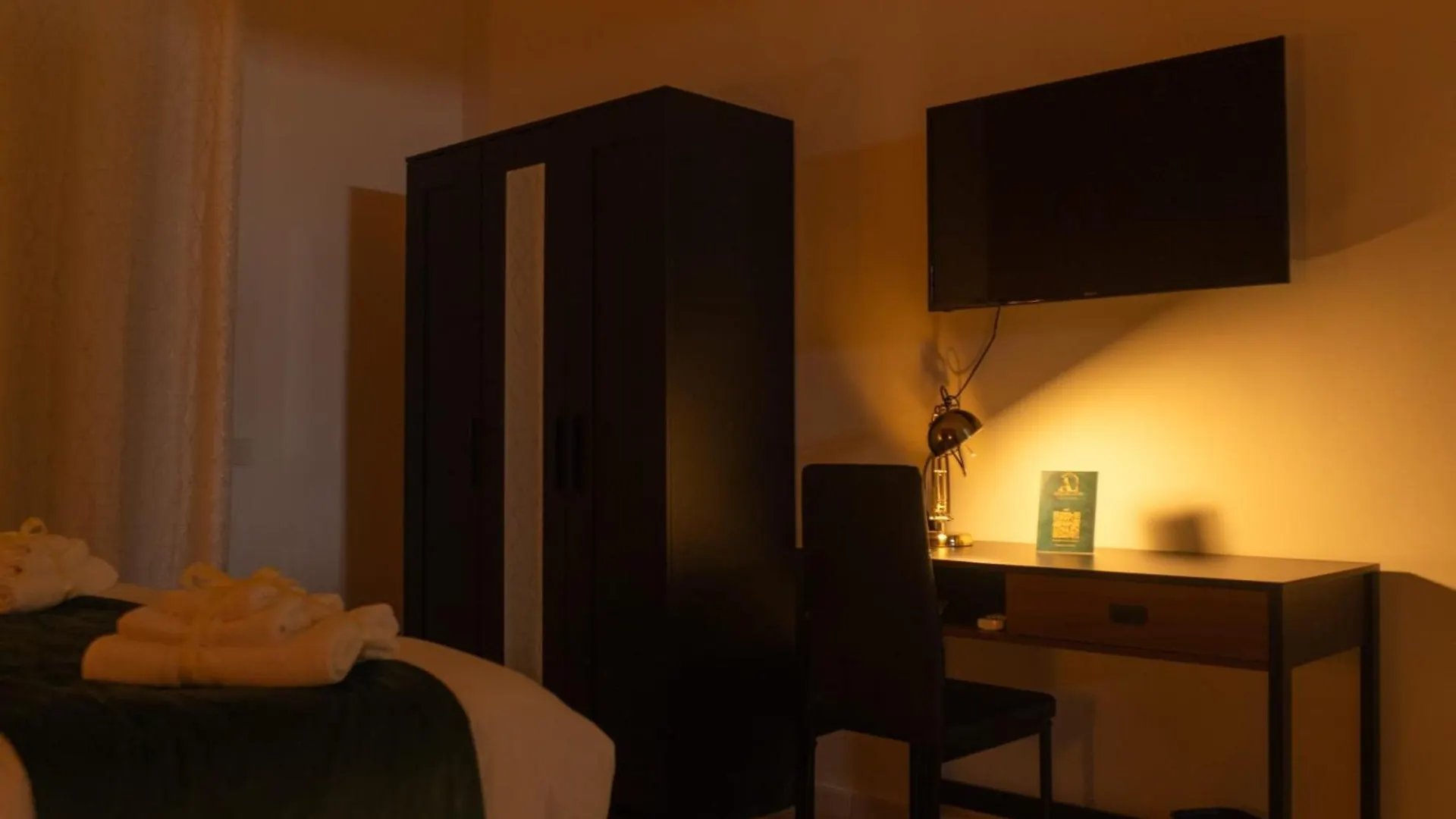 Afelbo Inn Naples 0*,  Italy
